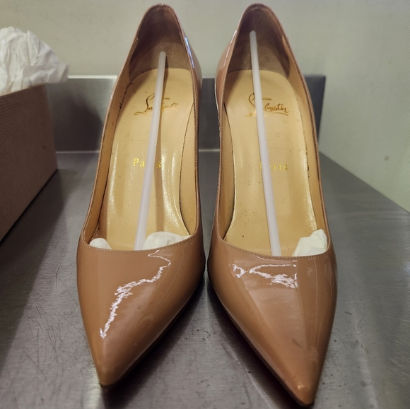 Christian Louboutin Shoes - Christian louboutin Decollete 554 100 patent NUDE Size 37.5